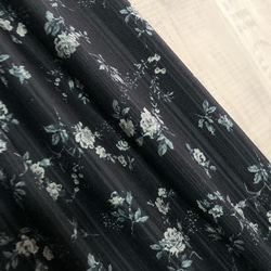 YUWA アンティークなお花 の コーデュロイ ギャザースカート 6枚目の画像