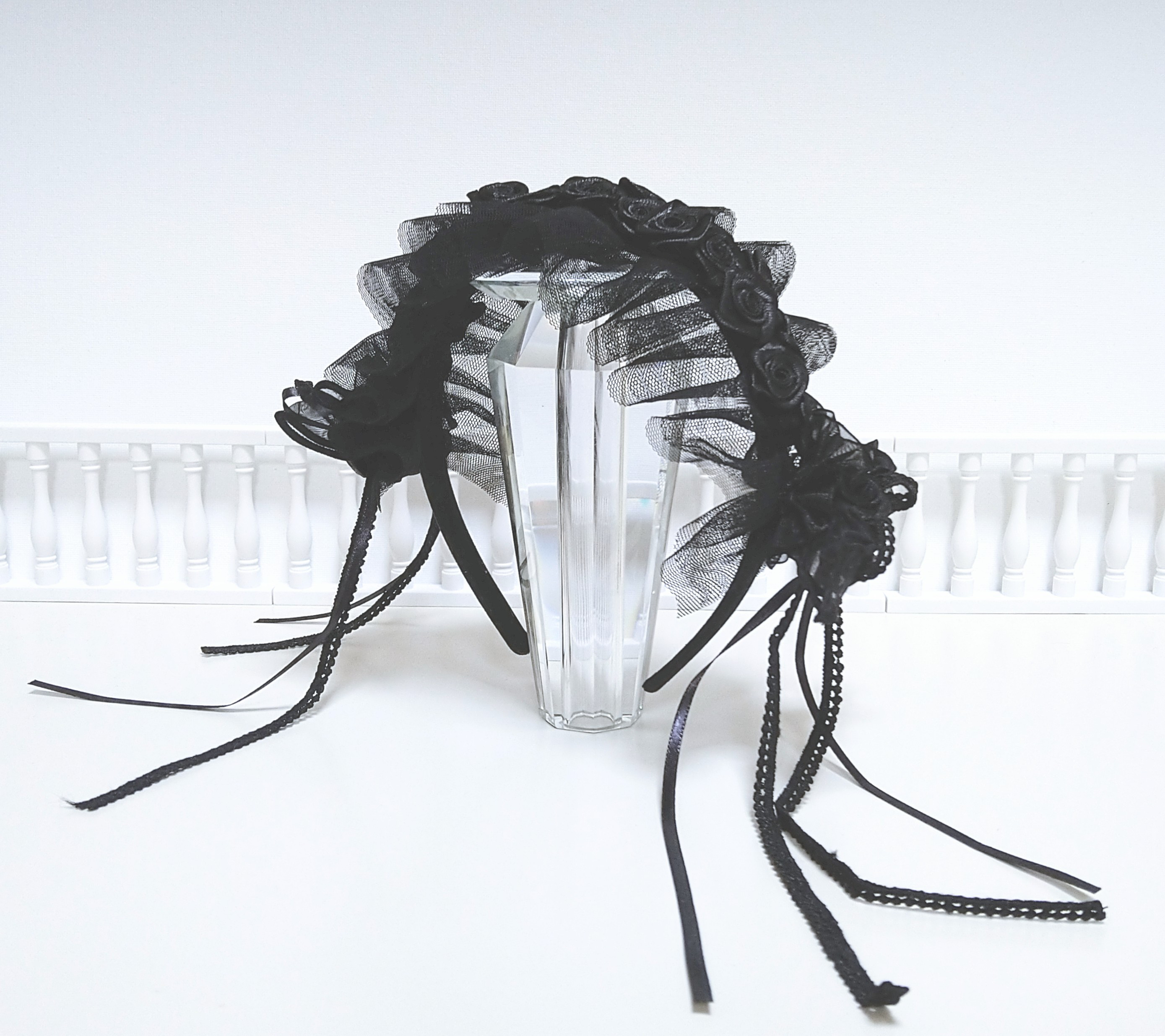 黒薔薇の円形ヘッドドレス