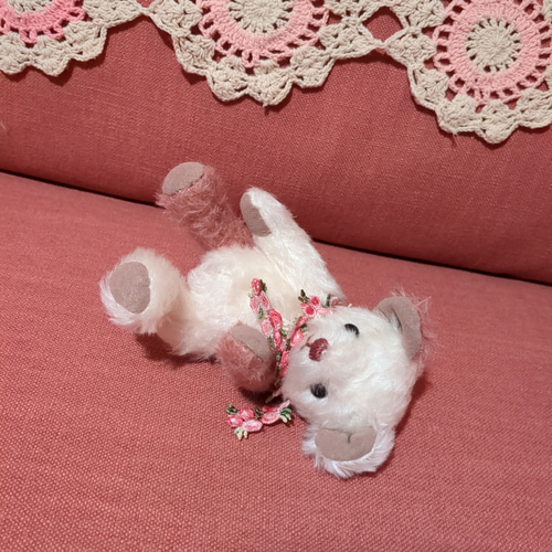 ピンクローズとホワイトのモヘアのテディベア ぬいぐるみ iro