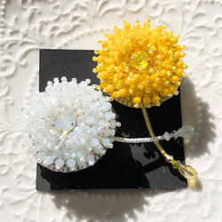 ビーズ刺繍 yellowたんぽぽのブローチ ブローチ Lien 通販 17118207