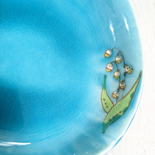 お花のカタチの器(中)すずらん柄 中皿 アトリエ翡翠 通販 17118564