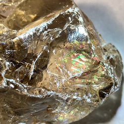 ルチル内包✨ レインボー スモーキークォーツ 　かち割り　水晶　原石 2枚目の画像