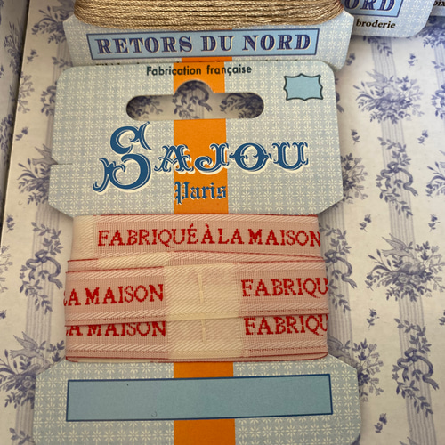 Maison sajou メゾン サジュー  裁縫箱 楽天市場】MAISON SAJOU 裁縫箱 【BO?TE ? COUTURE COMPL?TE