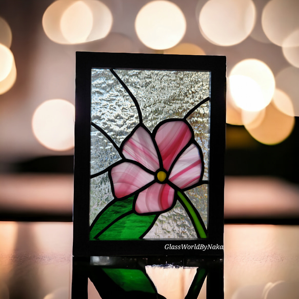夏の花　ステンドグラスパネル　壁掛け　窓掛け　サンキャッチャー　インテリア雑貨　ステンドグラス雑貨　プチギフト　送料無料 1枚目の画像