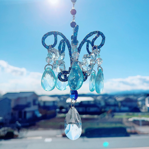 青く輝くサンキャッチャー シャンデリアオーナメント モビール