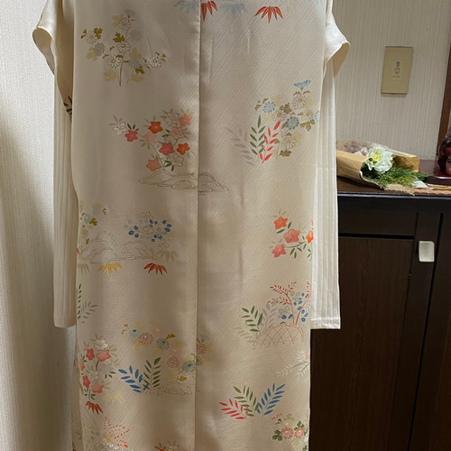 お値下げ……リメイク着物チュニックL後ろ裾フリルフレアー袖刺繍