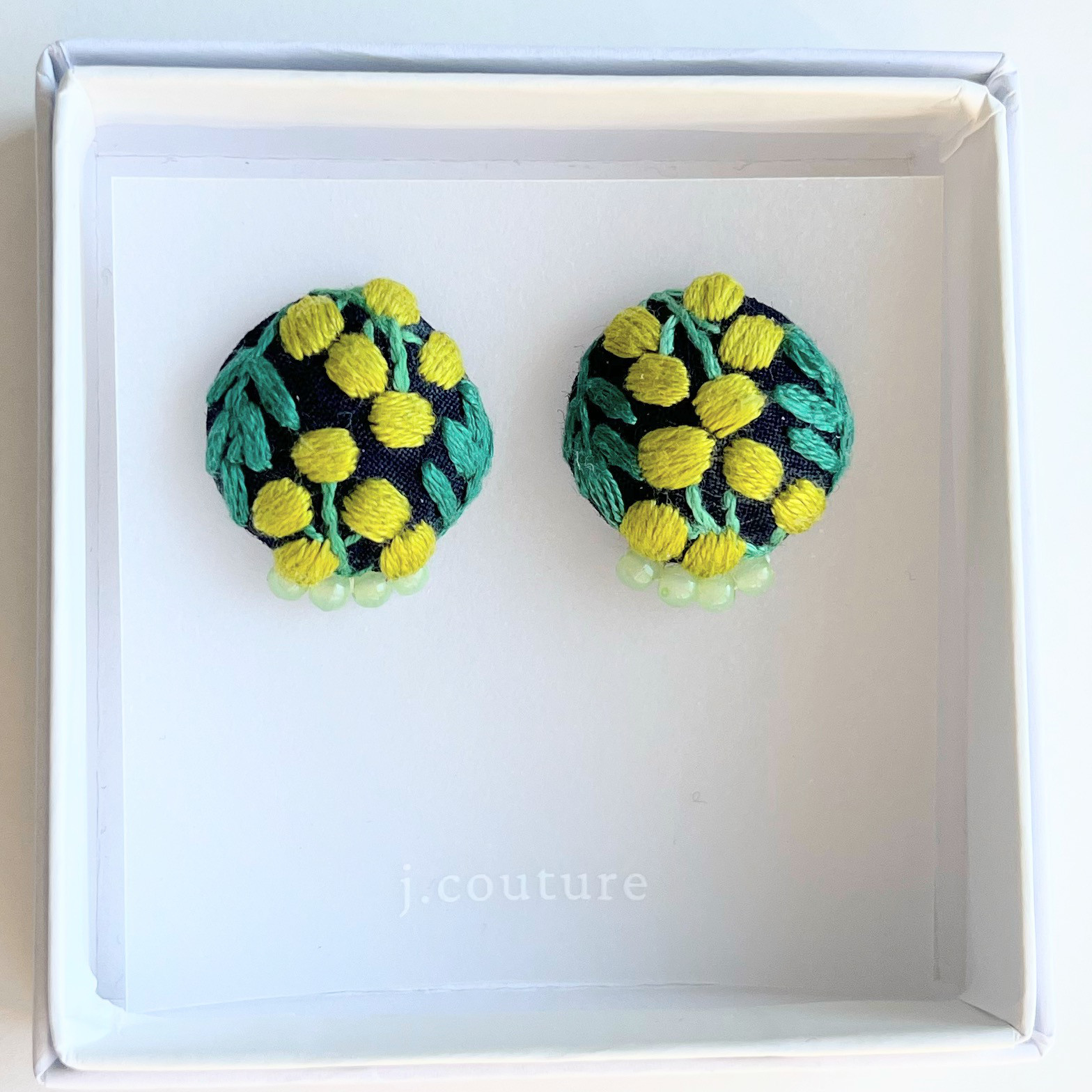 ミモザの刺繍ピアス【Botanical】#225