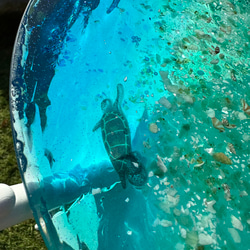 新作　ホワイトムーンビーチ　エメラルドの海　ガラスサイドテーブル丸 〜Minamo〜　table  Sea 6枚目の画像