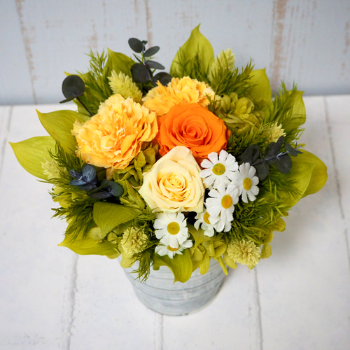フラワーアレンジメント プリザーブドフラワー イエローとオレンジ