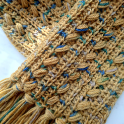 マフラー 模様編み マスタード からし色 フリンジ 編み 手編み 編み物 2枚目の画像
