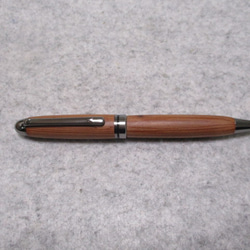 御山杉　神様の木　椿油仕上げ　回転式ヨーロピアンボールペン 1枚目の画像