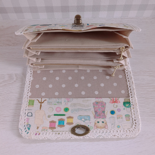 yukiemon・新入荷 ドレスメーカー＊長財布(ベージュ) 長財布