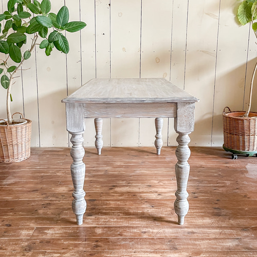 おしゃれなダイニングテーブルcountry 輸入住宅向けターンドレッグ