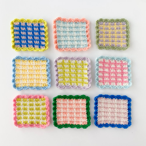 ハンドメイド コースター リバーシブル 赤チェック ナチュラル
