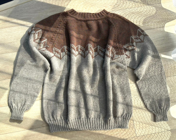 手編み 男性セーター（茶＆グレー） 3枚目の画像