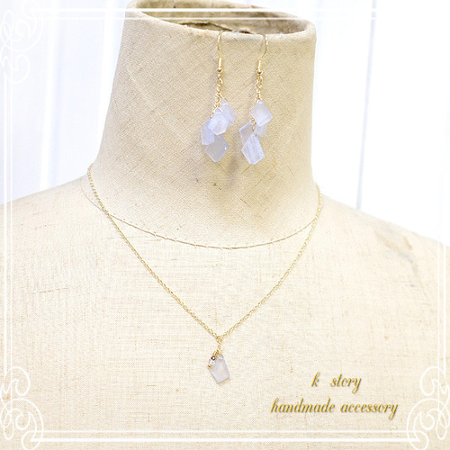ブルーレースアゲート ラウンド リーフ vintage ネックレス 941 ブルーレースアゲート ラウンド リーフ vintage ネックレス 941