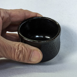 鬼黒 Nobunaga Sake Cup No.1 送料無料 瀬戸黒ぐい吞 引き出し黒 信長様の茶碗と呼ばれる 10枚目の画像