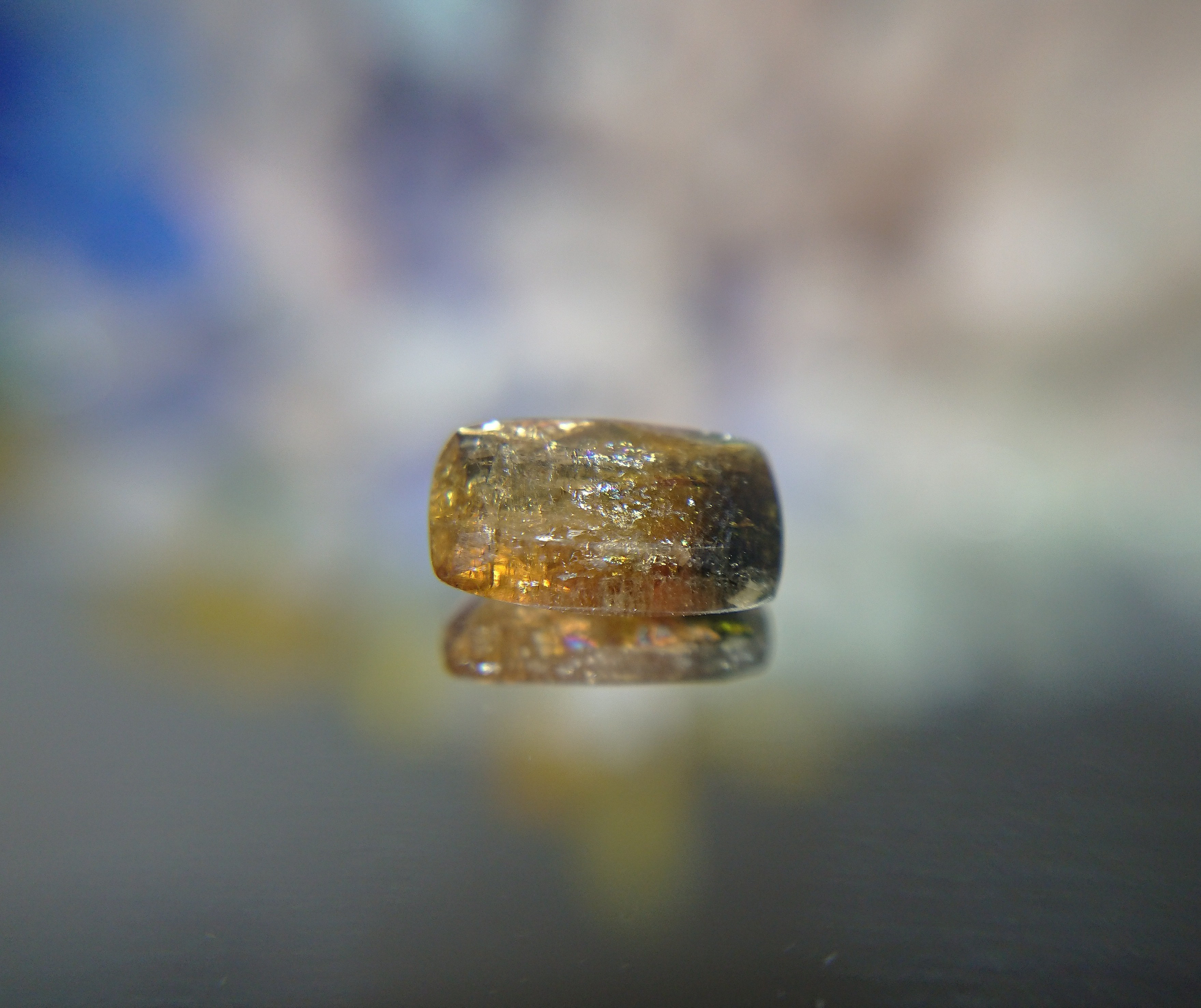 クリノゾイサイト 0.73ct   ⭐2095