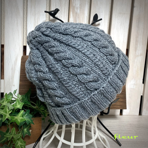 アラン模様ニット帽子（チャコールグレー） ニット帽・ビーニー fleur