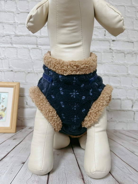 冬用犬猫ハーネス  ネイビー　あったかモコモコ襟・裾付き　 4枚目の画像
