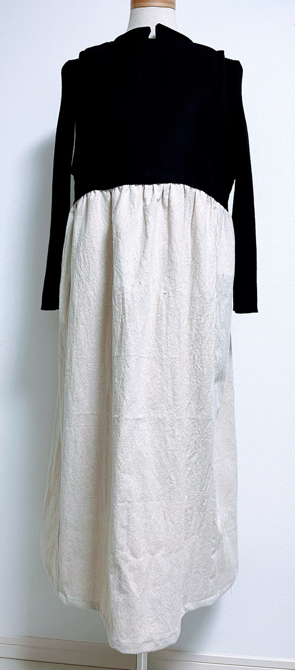 ＜バイカラー＞大人可愛いジャンパースカート　Black✖️natural　linen 5枚目の画像