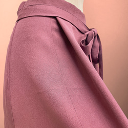 アクセントカラースカート フォーマル 着物リメイク ウエストゴム 和柄 調整付 フリーサイズ くすみピンク B60109 8枚目の画像