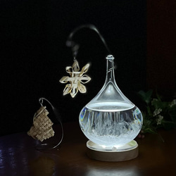 ◆開花結晶◆結晶/ヒノキが描くストームグラスの雫ライト 1枚目の画像