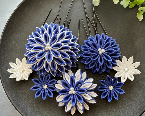 成人式に華やかさを添える つまみ細工の髪飾り【 手染め × 正絹 】和装