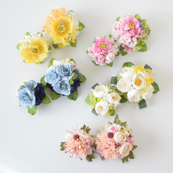 親子コーデ♪ブルースカビオサとかすみ草(透明ケース付き)＊《花職人が作ったコサージュ＊》 7枚目の画像