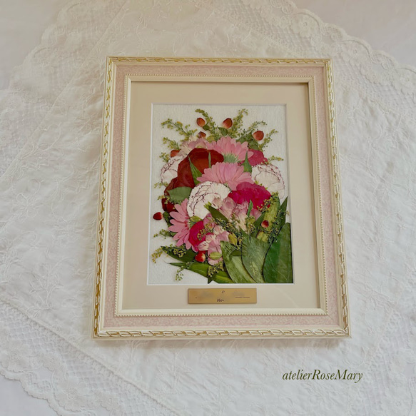 結婚式ブーケを美しく残します【アフターブーケ押し花額】 ご相談ください