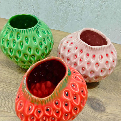 DES POTS(デスポッツ) ストロベリーフラワーベース 【red/pink/green