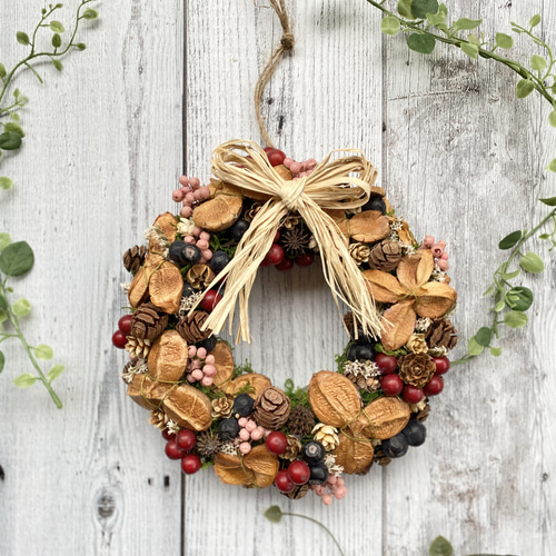 椿の実のリース ドライフラワー pearlgracian 通販 17124736｜Creema