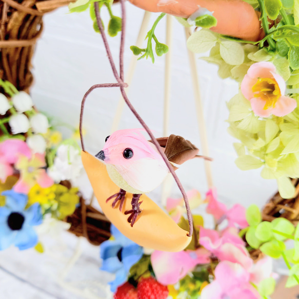 【リース】ピンクの小鳥のぶらんこリースアレンジ♡ラッピング無料 3枚目の画像