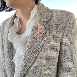 桜moonビーズ刺繍ブローチ⭐︎母の日にも 6枚目の画像