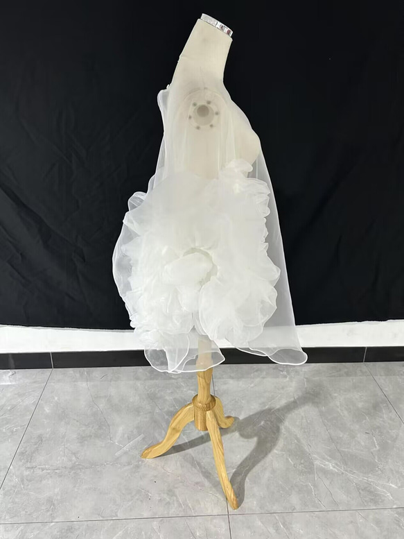 トップス オーガンジー ラッフルフリル フリル袖 デザイン感 ウェディングドレス 2枚目の画像