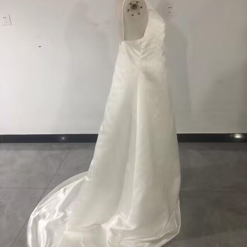 高品質！キャミソール ホワイト Vネック 背中見せ トレーン 演奏会  