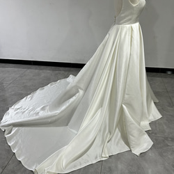 フランス風 スクエアネック ウエディングドレス Aライン くるみボタン ノースリーブ 花嫁 妊婦 拳式 3枚目の画像