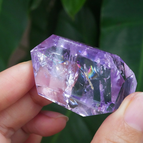 レインボー☆アメジスト原石s1111 天然石 Funky garuda stone 通販