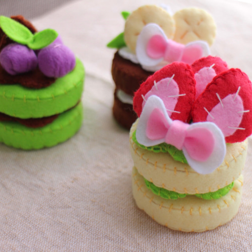 フェルトままごと＊ケーキセット＊ ケーキ屋さん おままごと おもちゃ