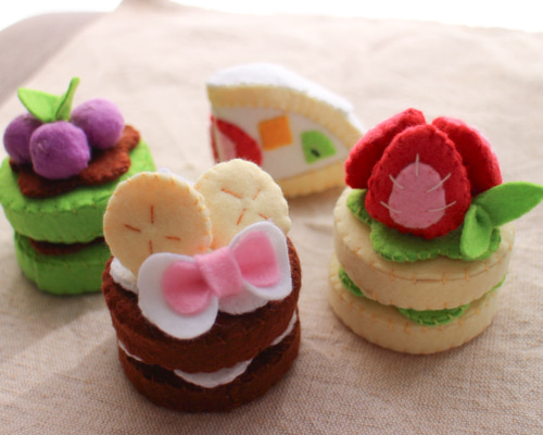 フェルトままごと＊ケーキセット＊ ケーキ屋さん おままごと おもちゃ