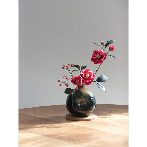 希少な花瓶置物にも・・・