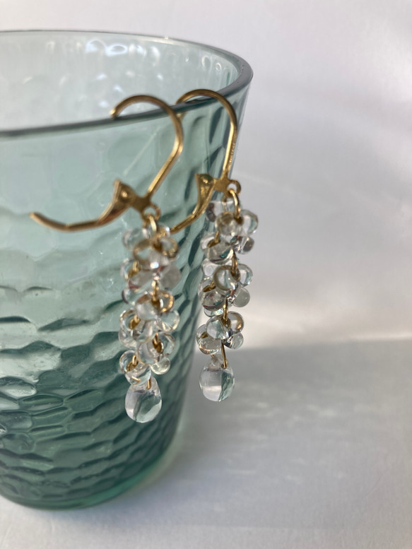 Water Cascade Earrings 碎水滴玻璃耳環系列 第19張的照片