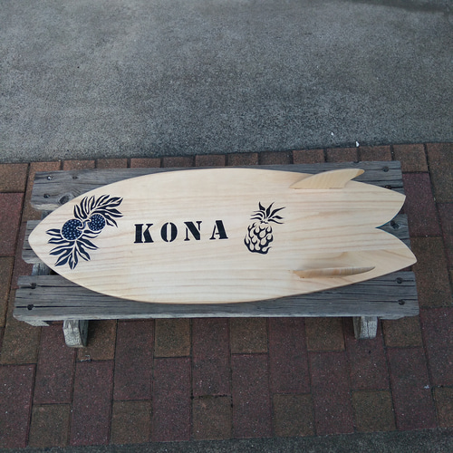 サーフボードオブジェ（Honolulu） タペストリー・壁掛け kona 通販