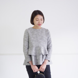 Tweed peplum blouse ツイードペプラムブラウス（ブラック）38 1枚目の画像