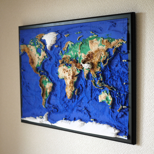 新品・未開封　bolt from the blue　World Maps A2立体世界地図】海と陸のコントラスト際立つ「ディープブルー」モデル