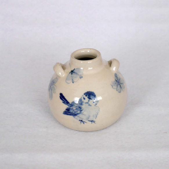小壺 「桜と雀」（陶器の一輪挿し） 4枚目の画像