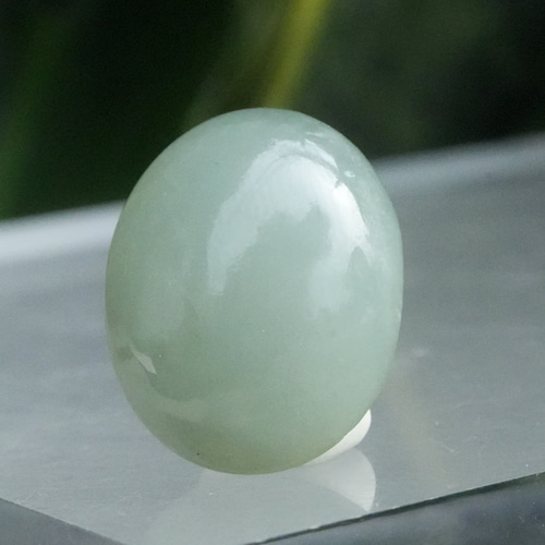 ☆ミャンマー翡翠（本翡翠） s1104 天然石 Funky garuda stone