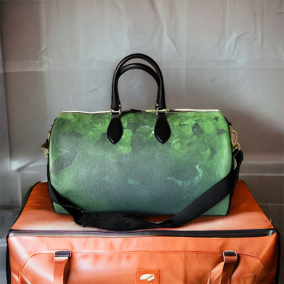 《訂單製作》行李袋，正反兩面相同圖案，綠霧L號 第1張的照片