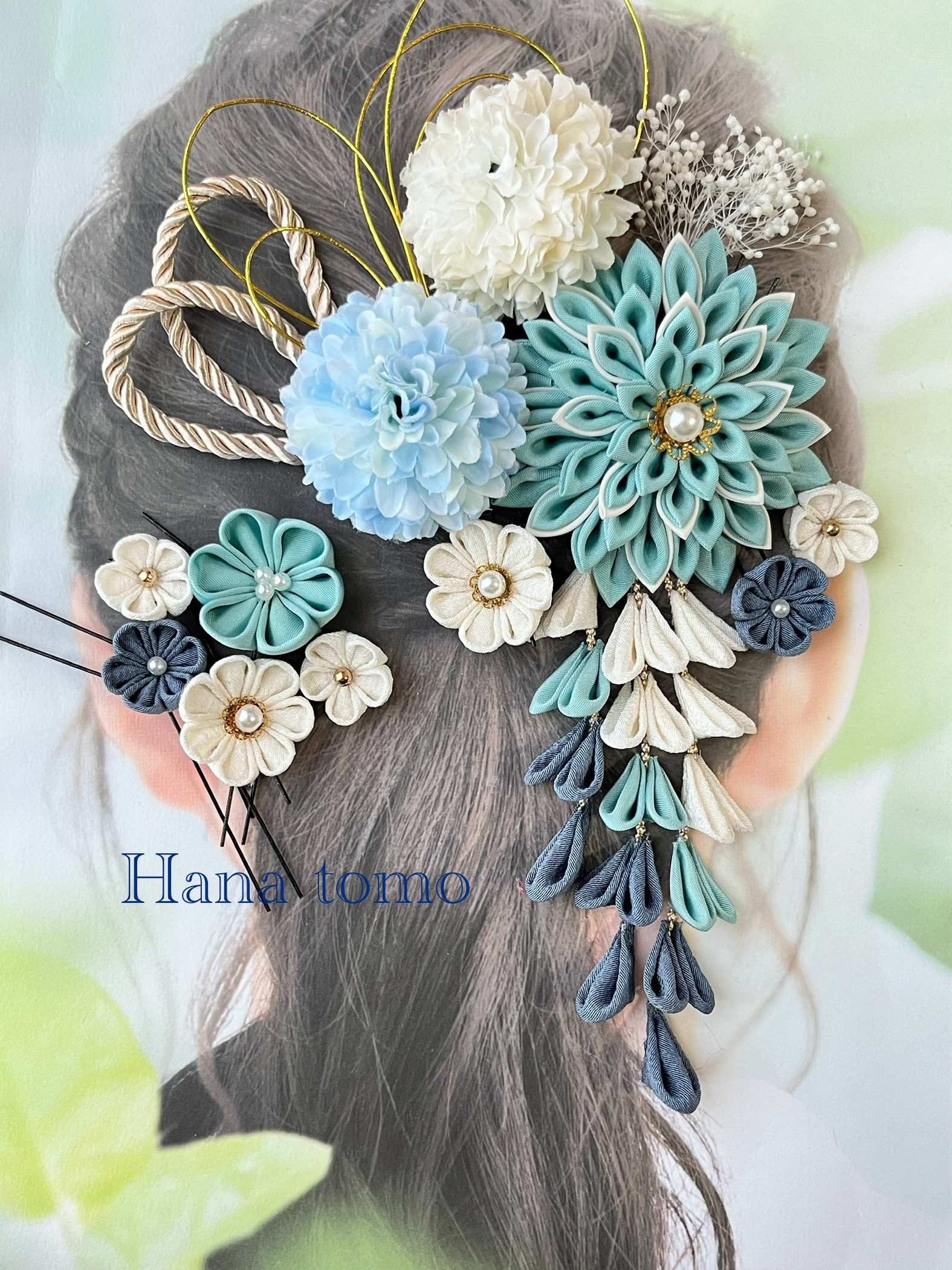 【受注制作】105 和装髪飾り　青　水色　アイボリー　つまみ細工　結婚式　成人式　卒業式　袴　七五三　かすみ草