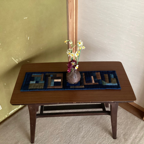 【J】木製パッチワークテーブル パッチワークデザインのテーブル J】木製パッチワークテーブル